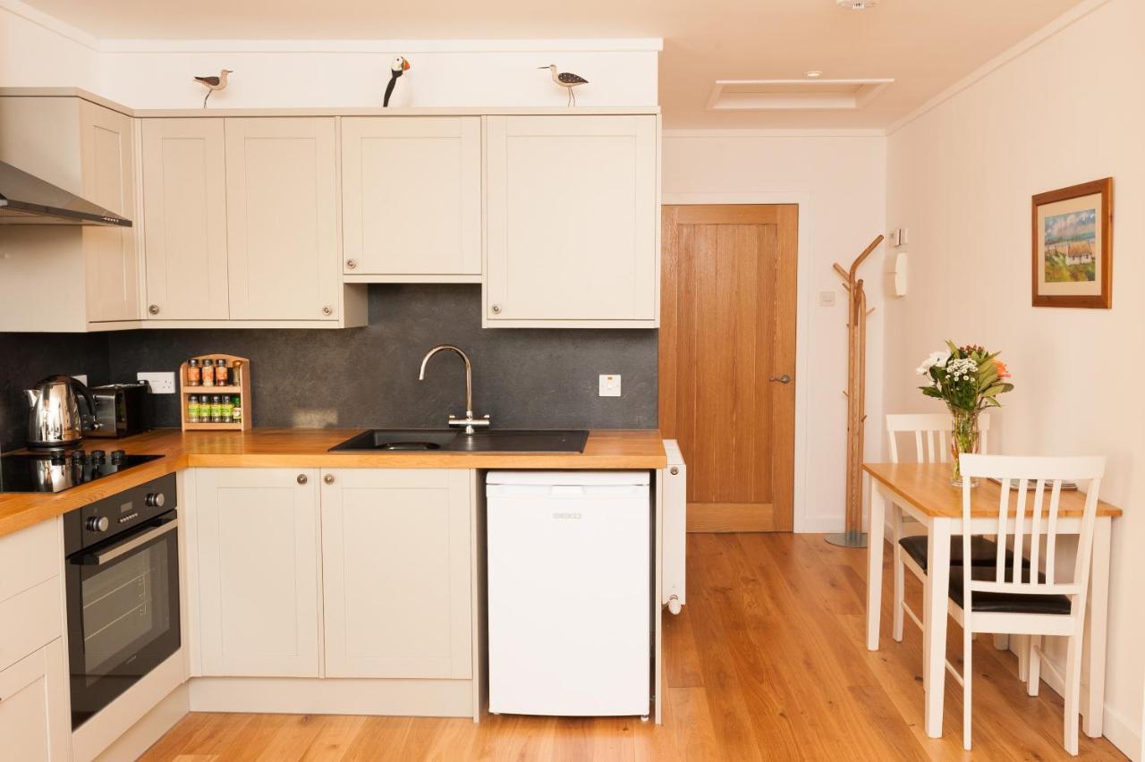 An Cala Beag Self Catering Apartment On The Waternish Peninsula Hallin Exterior foto
